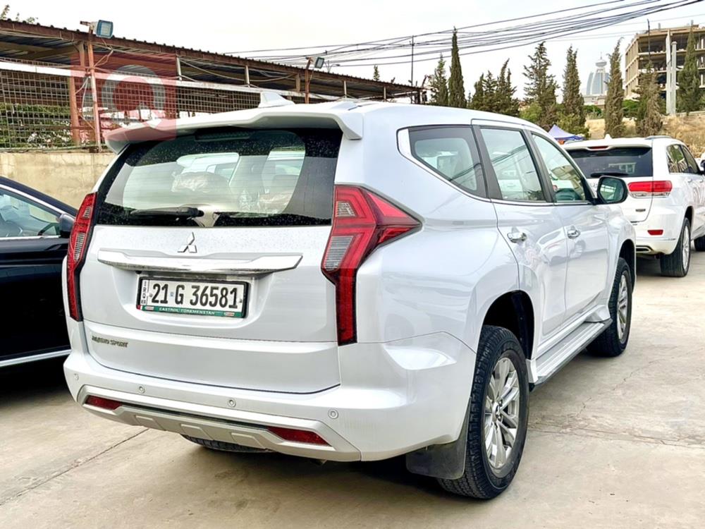 Mitsubishi Pajero Sport